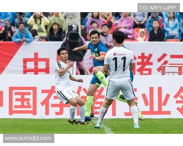 深圳足球队在足球比赛经验排行榜中荣获第四名的辉煌成就分析 深圳足球队在足球比赛经验排行榜中荣获第四名的辉煌成就分析