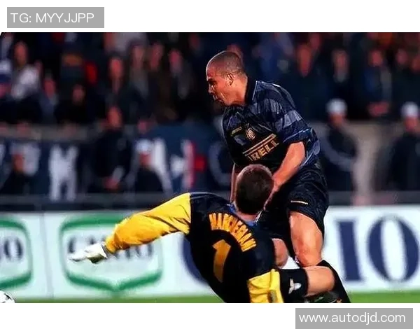 疫情影响下的足球明星生活与职业挑战探讨